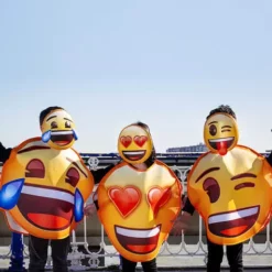 Disfraz De Emoji Sonriente Con Lágrimas Infantil -Tradiciones Ventas disfraz de emoji sonriente con lagrimas infantil 2